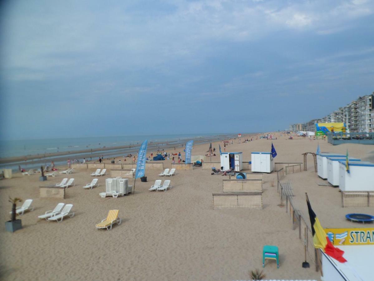 Appartement Residentie Amadeus Met Garage Sint-Idesbald Εξωτερικό φωτογραφία